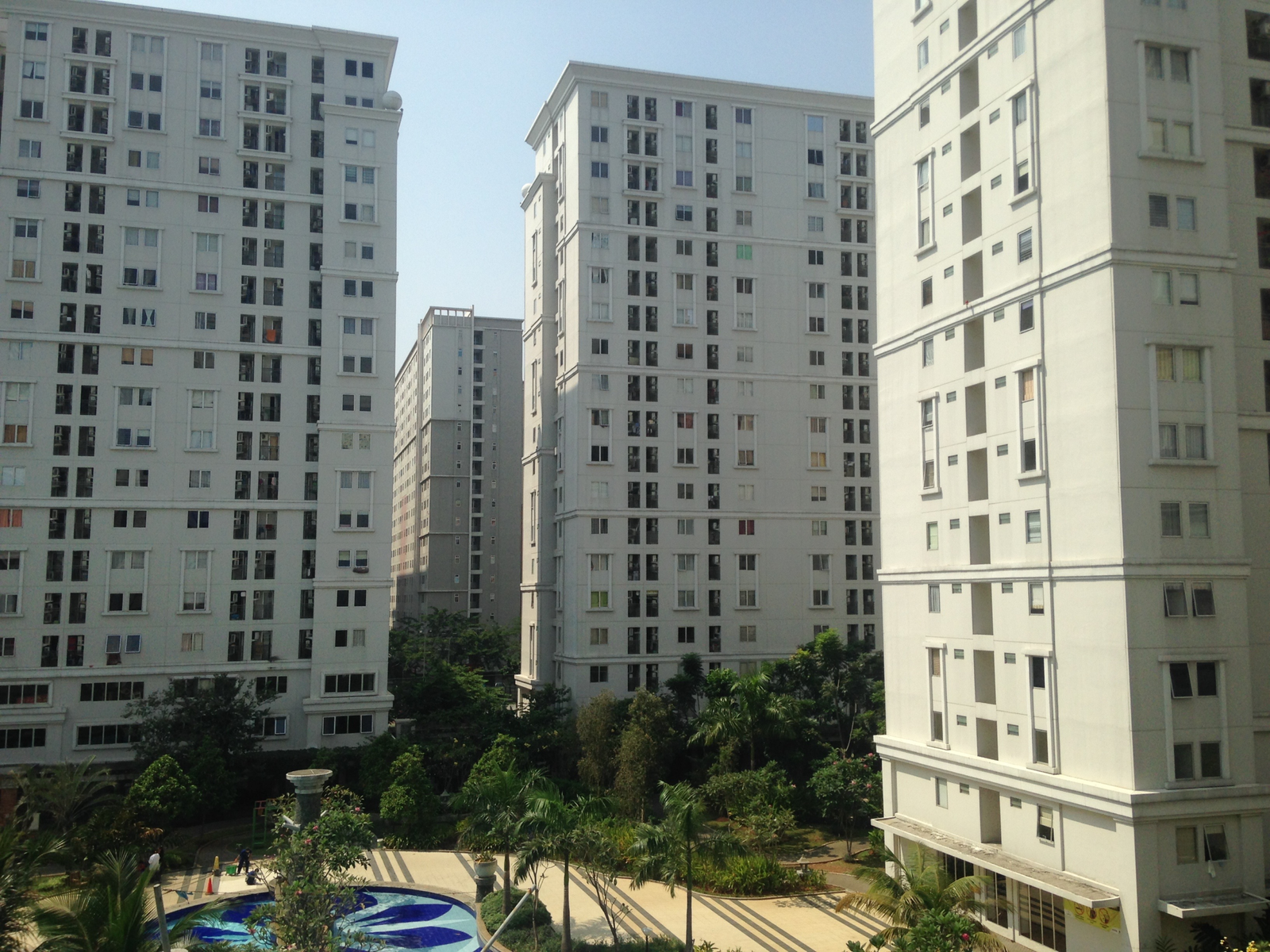 Image source: wikimedia commons (https://upload.wikimedia.org/wikipedia/commons/)